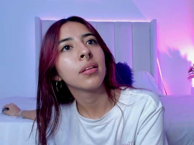 Miranda-Rogers Live Cam on BongaCams