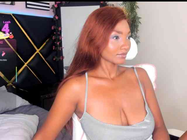 Gina-Latin webcam
