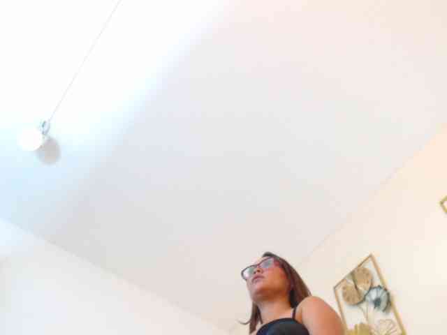 SophiaQueens webcam