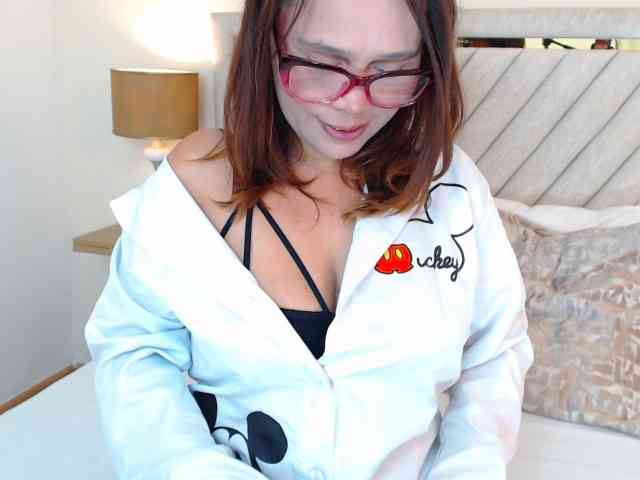 SophiaQueens webcam
