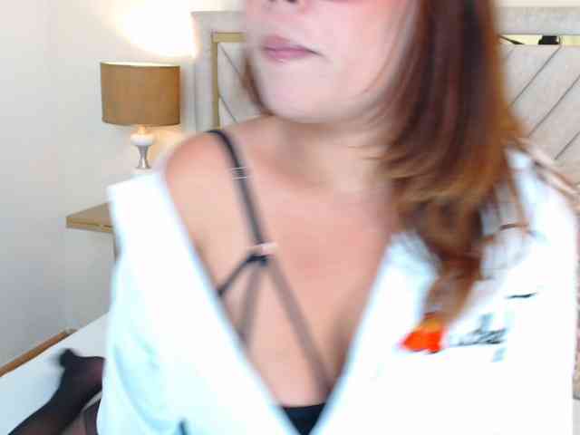 SophiaQueens webcam