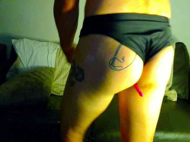 BrianSilk Live Webcam on BongaCams