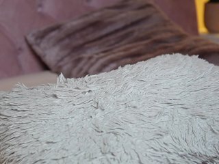 MaiaMini Porn Show