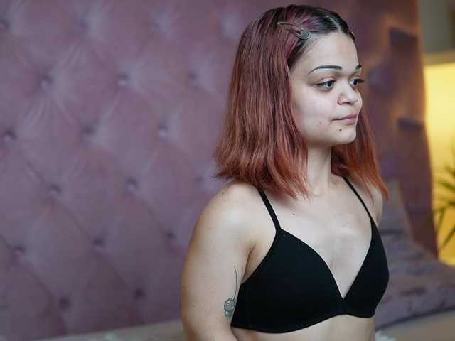 MaiaMini live cam on BongaCams