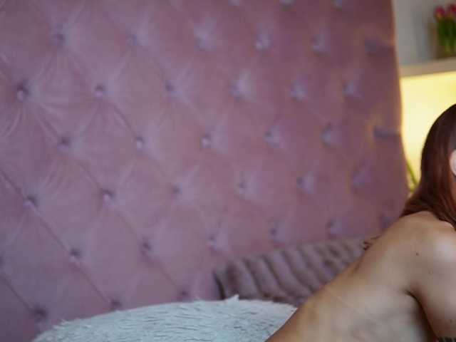MaiaMini live cam on BongaCams
