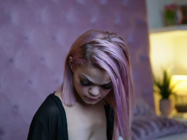 MaiaMini live cam on BongaCams