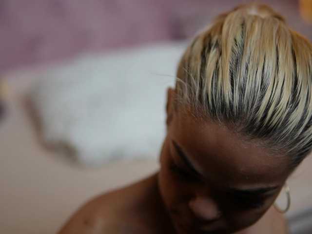 MaiaMini live cam on BongaCams