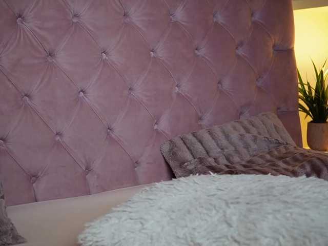 MaiaMini live cam