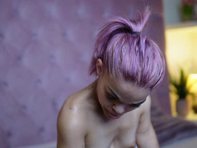 MaiaMini live cam on BongaCams