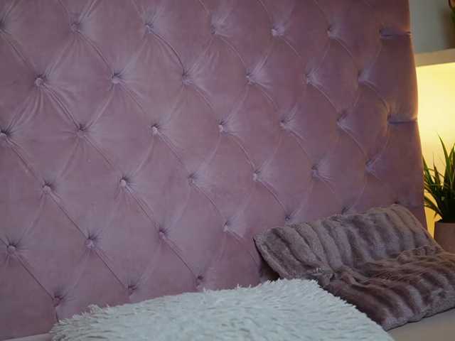 MaiaMini live cam on BongaCams