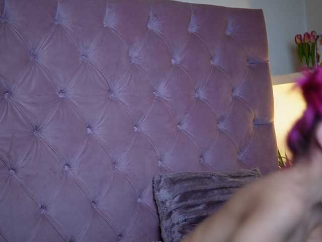 MaiaMini live cam on BongaCams
