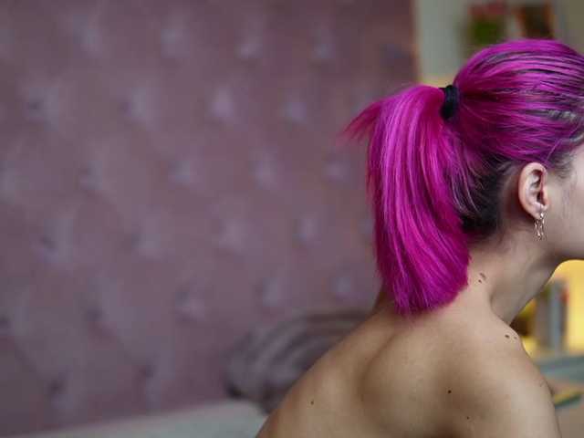 MaiaMini live cam on BongaCams