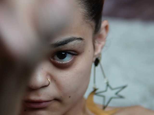 MaiaMini live cam on BongaCams