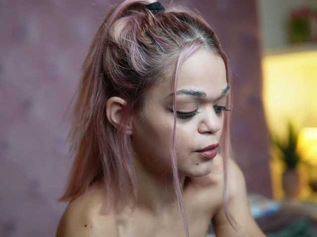 MaiaMini, live now on BongaCams