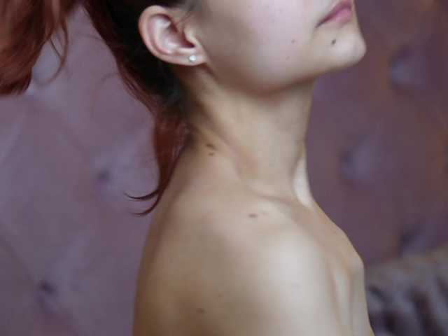 MaiaMini live cam on BongaCams