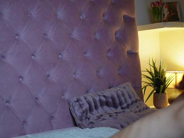 MaiaMini live cam on BongaCams