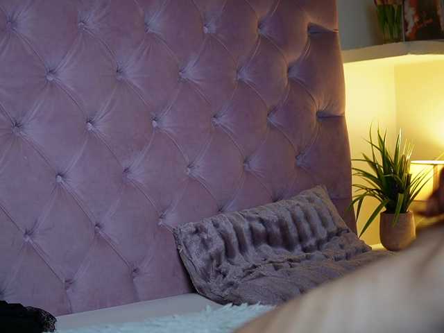 MaiaMini live cam on BongaCams