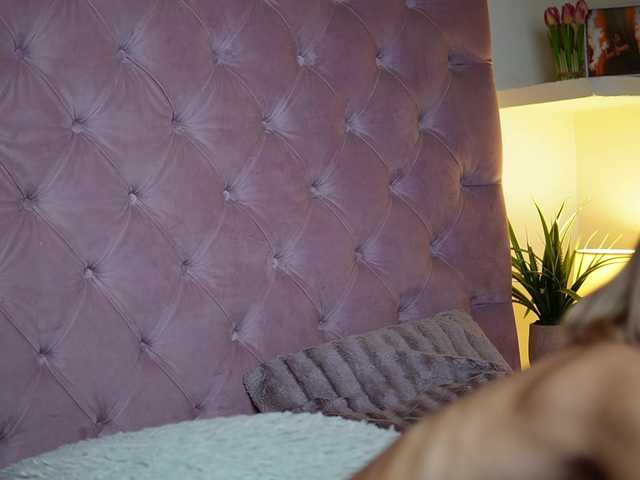 MaiaMini live cam on BongaCams