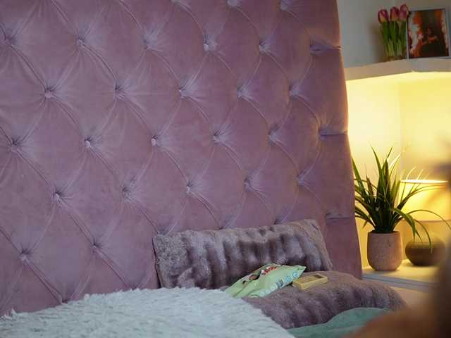MaiaMini live cam on BongaCams