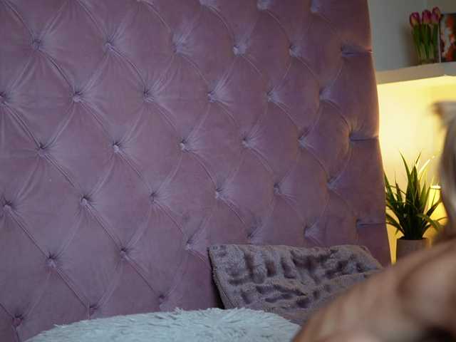 MaiaMini live cam on BongaCams