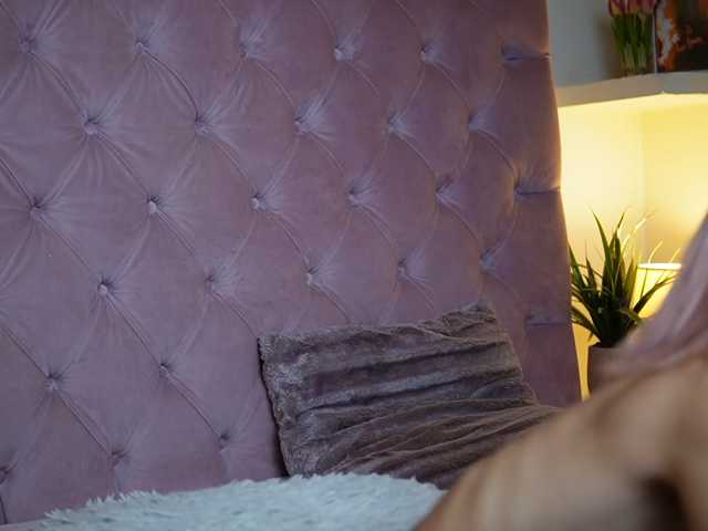MaiaMini, live now on BongaCams