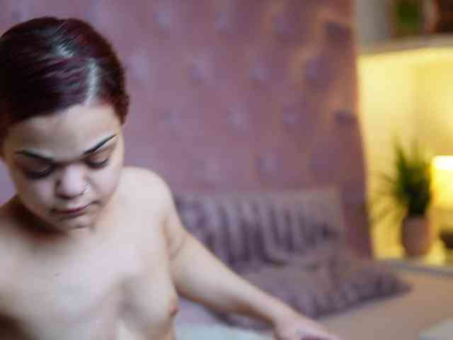 cam chatroom MaiaMini