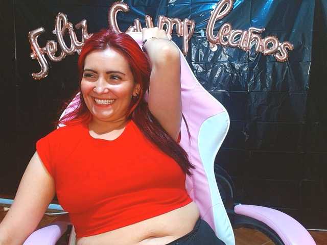 nanis-milf live cam on BongaCams