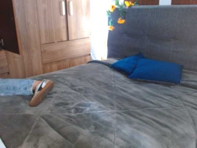 nanis-milf live cam on BongaCams