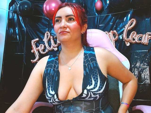 nanis-milf live cam on BongaCams