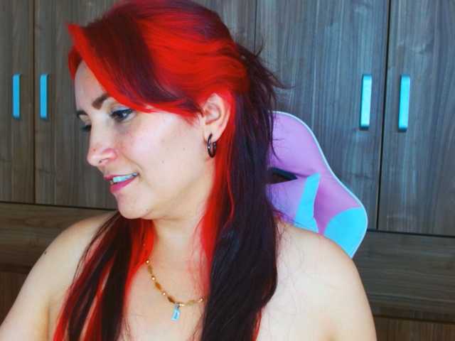 nanis-milf
