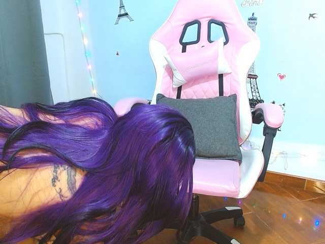 nanis-milf live cam on BongaCams