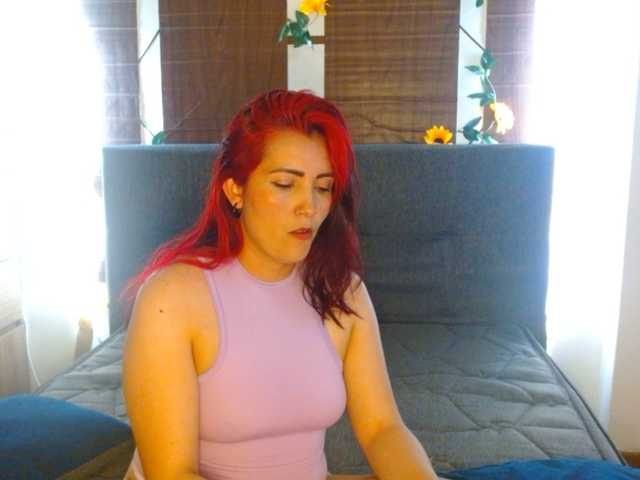 nanis-milf live cam on BongaCams