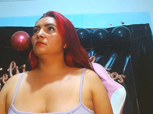 nanis-milf live cam on BongaCams