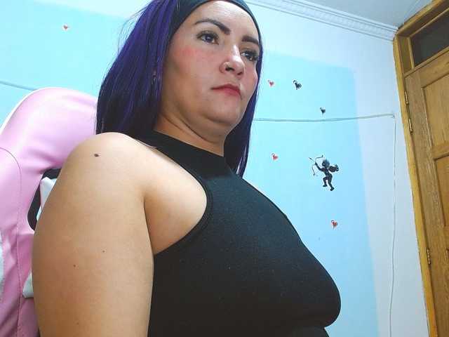 nanis-milf