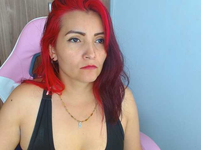 nanis-milf live cam on BongaCams