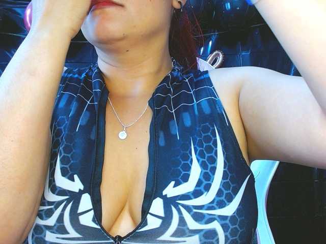 nanis-milf live cam on BongaCams