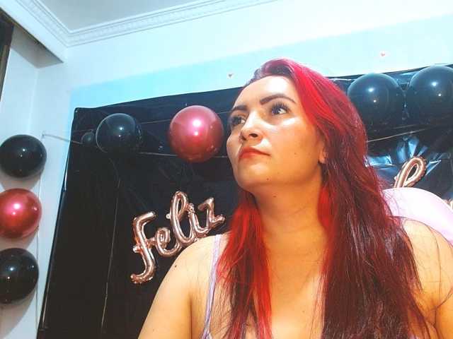 nanis-milf live cam on BongaCams