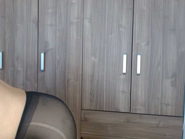 nanis-milf live cam