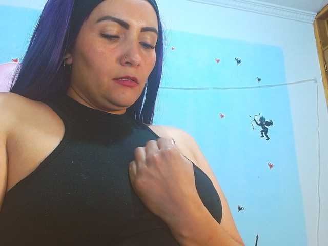 nanis-milf