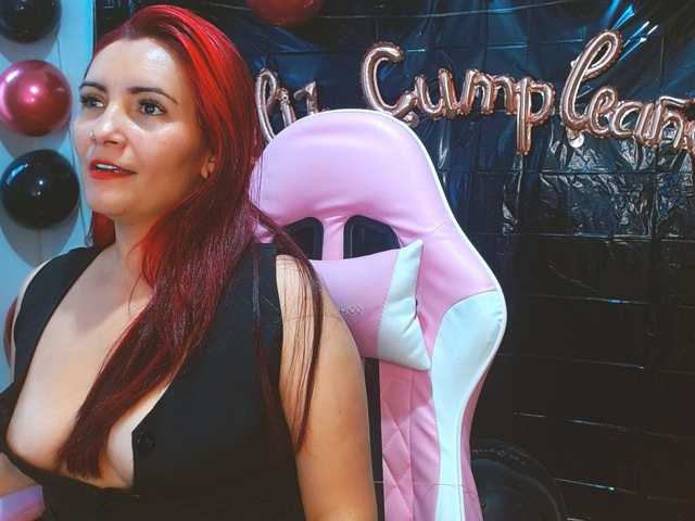 nanis-milf live cam on BongaCams