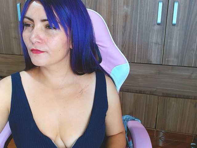 nanis-milf