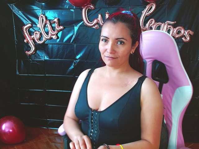nanis-milf