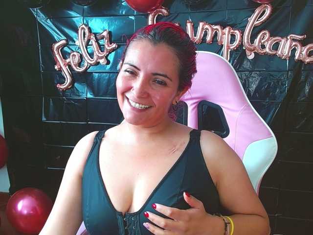 nanis-milf