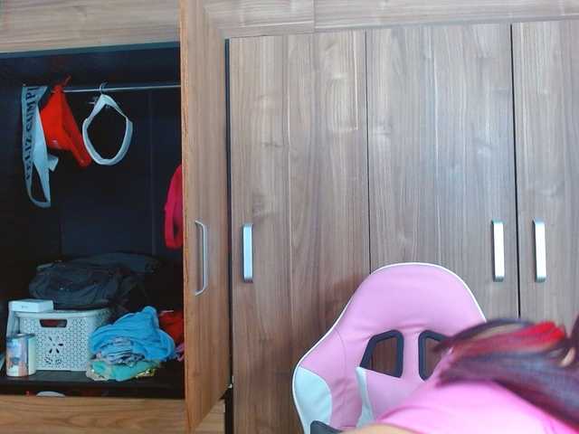 nanis-milf live cam on BongaCams