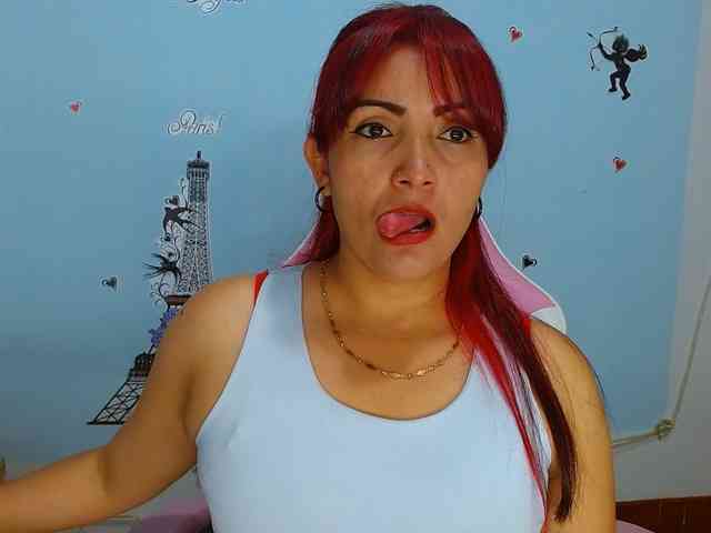 moons-ivy webcam