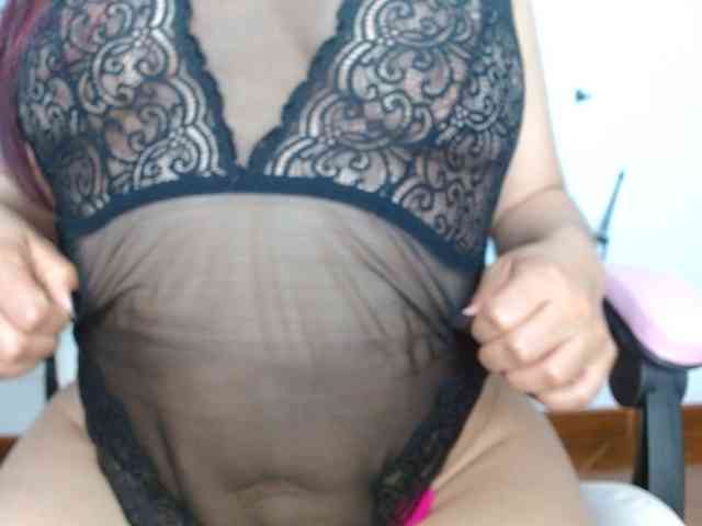 nanis-milf