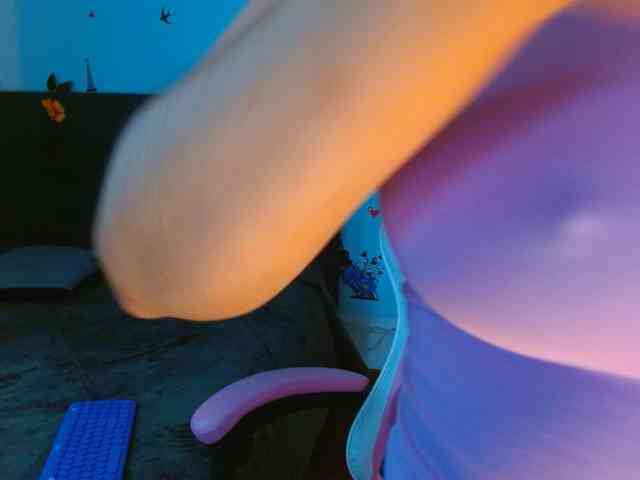 moons-ivy webcam