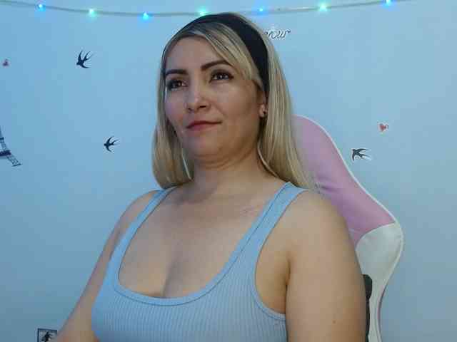 nanis-milf webcam
