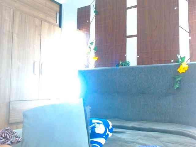 moons-ivy webcam