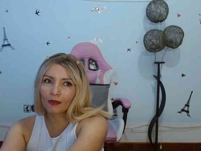 nanis-milf webcam